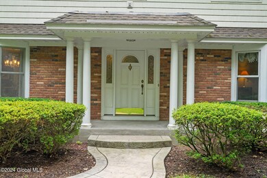 5 Pateman Cir, Albany, NY 12204 - photo 4