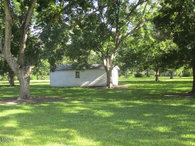 5106 East St, Moss Point, MS 39563 - photo 5