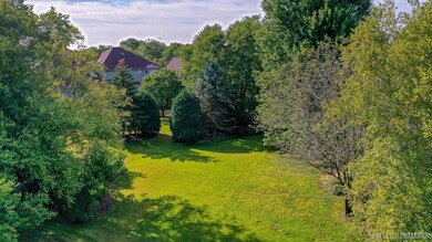 4388 Camelot Cir, Naperville, IL 60564 - photo 3