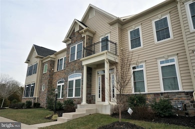 42591 Voormeade Terrace, Chantilly, VA 20152 - photo 2