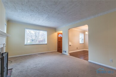 2303 Berdan Ave, Toledo, OH 43613 - photo 3