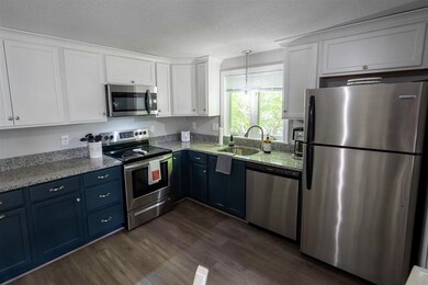 8 Earley St unit B (2nd Floor), Nashua, NH 03060 - photo 4