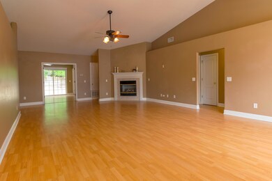 Livingroom1