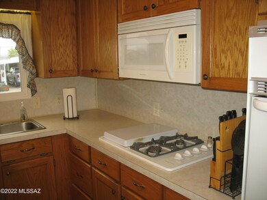 5880 Lazy Heart Kitchen (1)