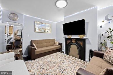 236 S Gilmor St, Baltimore, MD 21223 - photo 4