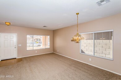 05 Dining Room
