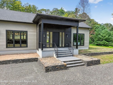 584 Acorn Hill Rd, Olivebridge, NY 12461 - photo 3