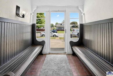 459 S 4th St, Clinton, IN 47842 - photo 4