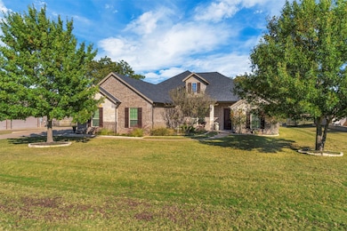 6429 Pinehurst Dr, Granbury, TX 76049 - photo 2