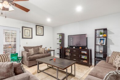 4056 N 80th Dr, Phoenix, AZ 85033 - photo 5