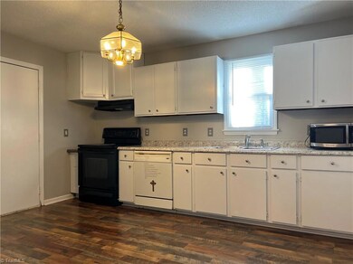 1053 Cannon Heights Dr, Asheboro, NC 27205 - photo 7