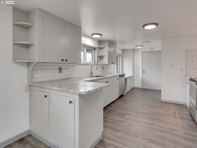 1612 Poplar St, Forest Grove, OR 97116 - photo 4