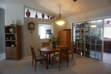 Dining Room w/pass thru to kitchen