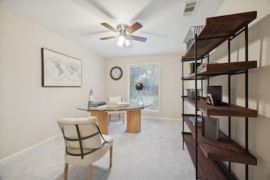 19 Thornhill Oaks Dr, Houston, TX 77015 - photo 4