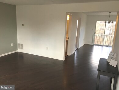 7814 Suiter Way, Hyattsville, MD 20785 - photo 6