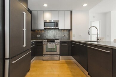 Crystal Point unit 3304, Jersey City, NJ 07302 - photo 6