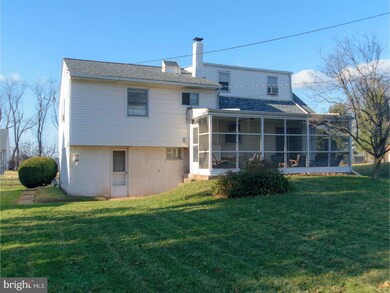 204 Cherry Ln, Lansdale, PA 19446 - photo 2