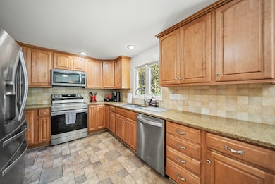 30 Robbins Rd, Wilton, NH 03086 - photo 5