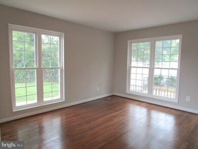 2811 Keating St, Temple Hills, MD 20748 - photo 7