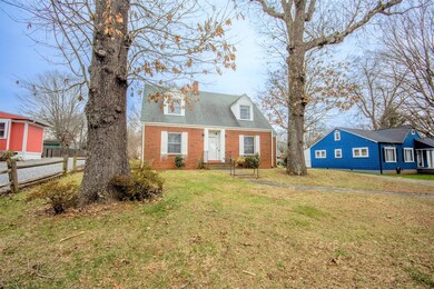 210 E End Ave, Statesville, NC 28677 - photo 6