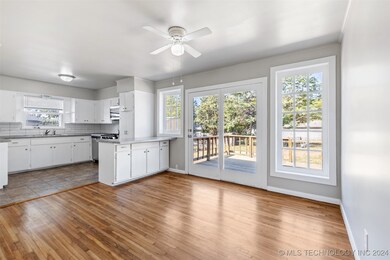 520 W Toledo St, Broken Arrow, OK 74012 - photo 3