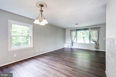 3710 Lacy Blvd, Falls Church, VA 22041 - photo 7