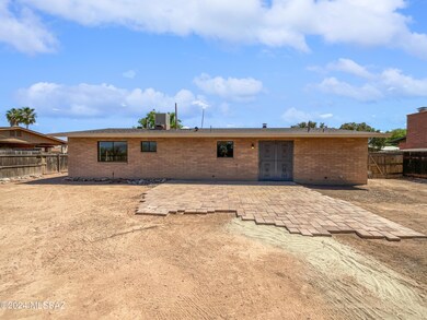8541 E Desert Aire St, Tucson, AZ 85730 - photo 7