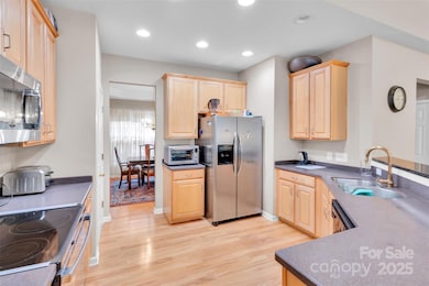 2014 Arbor Crest Ct, Charlotte, NC 28262 - photo 7