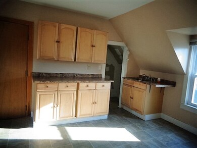 133 Spruce St, Keene, NH 03431 - photo 5