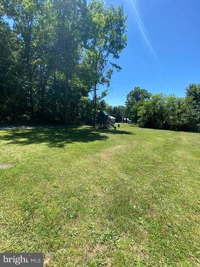 5029 Wright Rd, Fayetteville, PA 17222 - photo 3