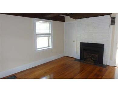 198 Washington St unit 1, Marblehead, MA 01945 - photo 2