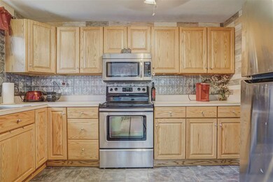 27 Scenic Dr, Derry, NH 03038 - photo 3