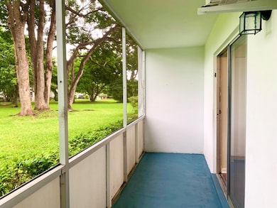 336 Windsor O, West Palm Beach, FL 33417 - photo 2