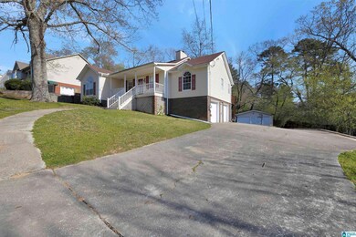 720 Jason Cir, Center Point, AL 35215 - photo 3