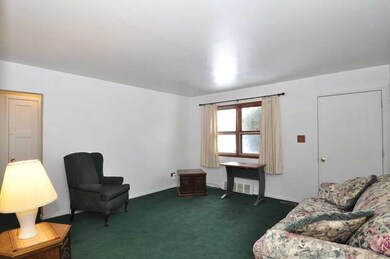 2917 N Pine St, Waukegan, IL 60087 - photo 4