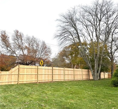 4 Village Rd, Westerly, RI 02808 - photo 3