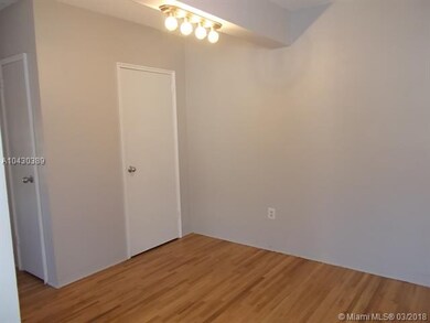 7945 Carlyle Ave unit 6, Miami Beach, FL 33141 - photo 5