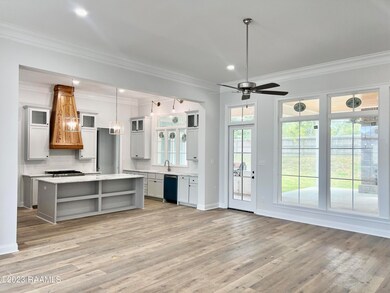 DE32D7A7-9382-467B-AB18-7FBA296A8694