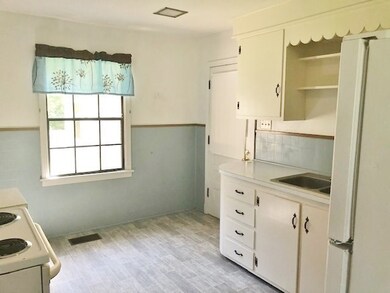 502 Hillcrest Ave, McComb, MS 39648 - photo 6