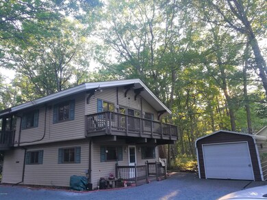 237 Washington Dr, Dingmans Ferry, PA 18328 - photo 2