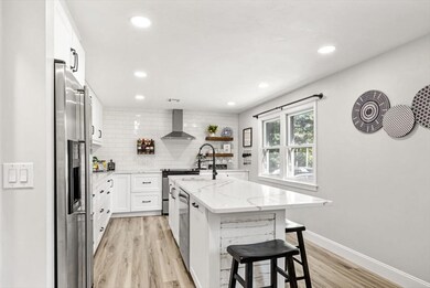 223 E Washington St, Hanson, MA 02341 - photo 4