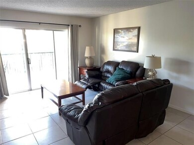 4000 Crystal Lake Dr unit 212, Pompano Beach, FL 33064 - photo 3