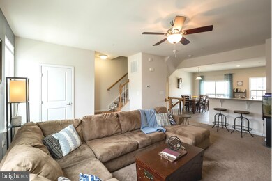 11810 Saint Linus Dr, Waldorf, MD 20602 - photo 2