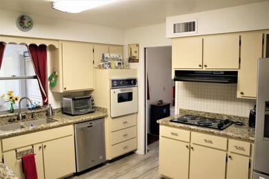 New stove and dishwasher