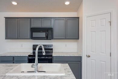 9142 W Tuberose St, Nampa, ID 83687 - photo 5