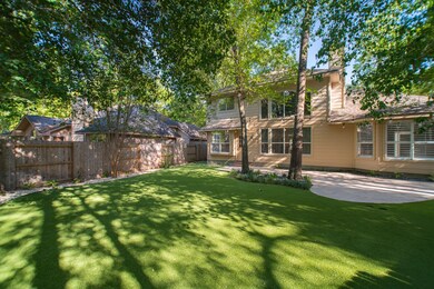 10 Bonnaire Dr, Spring, TX 77382 - photo 2