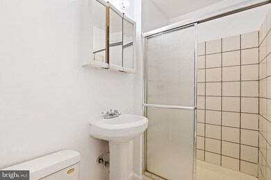 14435 Taos Ct, Silver Spring, MD 20906 - photo 7