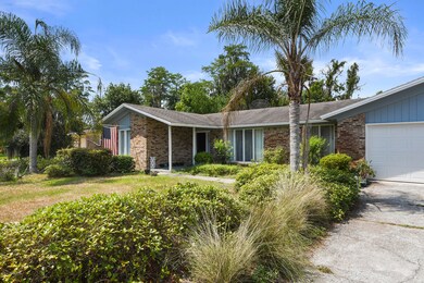 4828 Tara Woods Dr E, Jacksonville, FL 32210 - photo 4