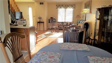 435 Scituate Ave unit 2B, Cranston, RI 02921 - photo 6
