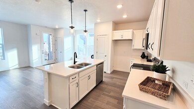 2895 S Malcolm Place unit 8, West Valley City, UT 84128 - photo 4